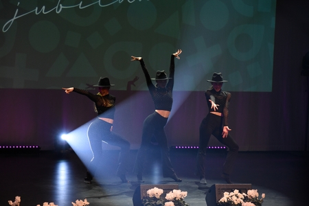 Revozovi jubilanti 14